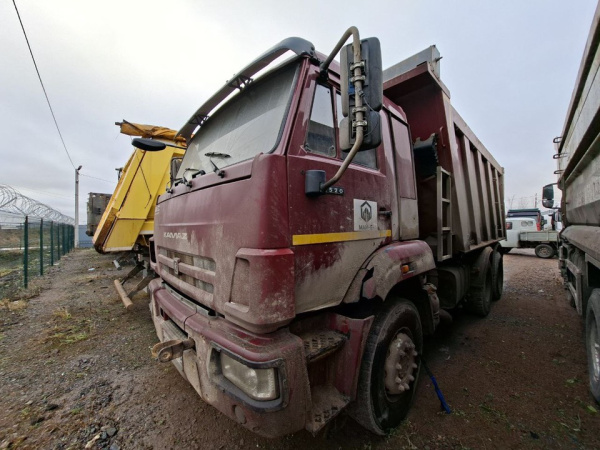 КамАЗ 6520 6x4 Самосвал 6520-7015-49 — Б/У, 2023 г.