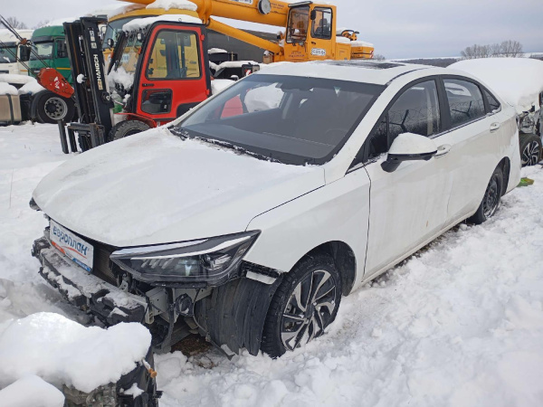 BAIC Ю5 Плюс (U5 Plus) — Б/У, 2023 г. (Краснодар, 45919 км)