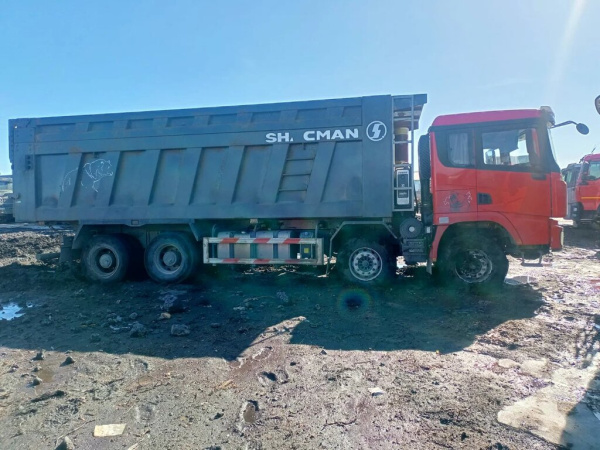 Shacman (Shaanxi) SX 8x4 Самосвал SX33186T366 — Б/У, 2023 г.