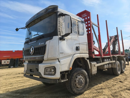 Shacman (Shaanxi) SX 6x6 Сортиментовоз с КМУ 3258А3 — Б/У, 2024 г.