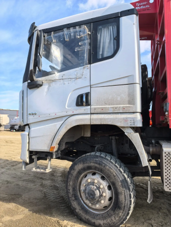 Shacman (Shaanxi) SX 6x6 Сортиментовоз с КМУ 3258А3 — Б/У, 2024 г.