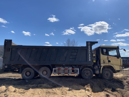 Shacman (Shaanxi) SX 8x4 Самосвал SX33186V366 — Б/У, 2023 г.