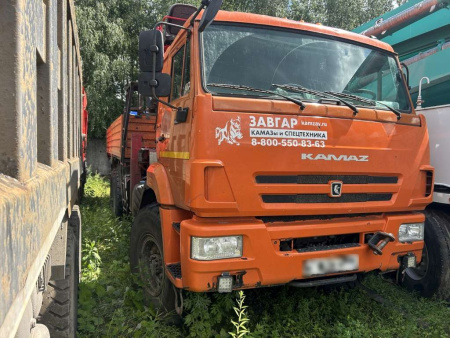 Кран центр "КАМАЗ" 659100 на шасси КамАЗ 43118 6x6 Бортовой с КМУ — Б/У, 2023 г.