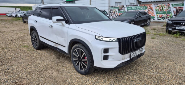 Jaecoo J7 1.6T DCT AWD Supreme — Б/У, 2023 г.