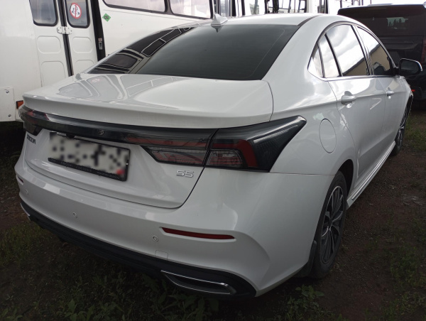 OMODA Life 1.5 CVT (I Поколение) — Б/У, 2023 г.