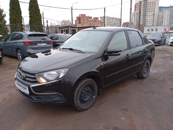 Lada Granta седан — Б/У, 2022 г. (Санкт-Петербург, 95187 км)