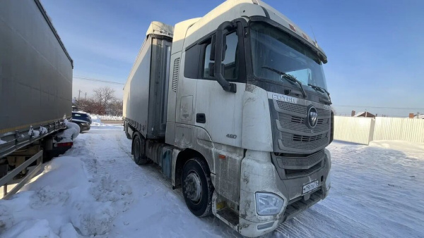Foton AUMAN 4x2 Седельный тягач BJ4189SLFKA — Б/У, 2023 г.