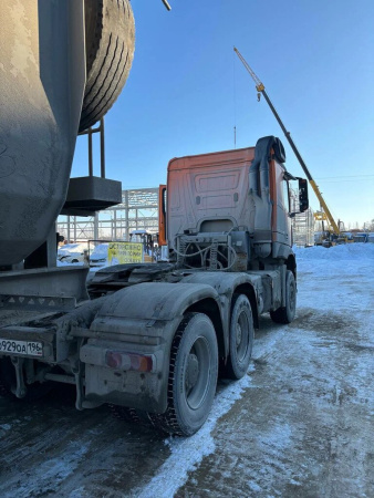 Mercedes-Benz AROCS 6x4 Седельный тягач 3348S AT — Б/У, 2023 г.