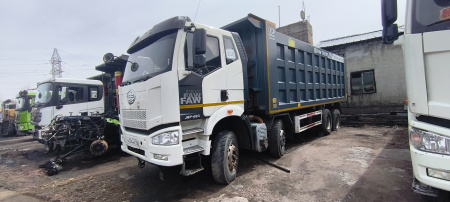 FAW J6 8x4 Самосвал СА3310Р66K24T4E5 — Б/У, 2023 г.