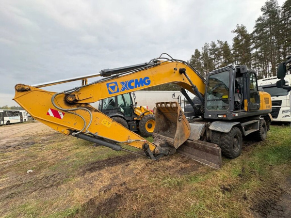 XCMG XE210 Экскаватор колесный XE210WD — Б/У, 2023 г.