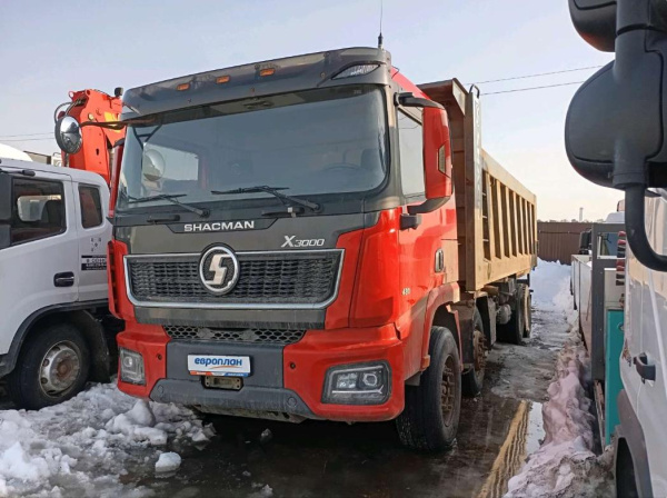 Shacman SX33186V366 — Б/У, 2023 г. (Московская область, 176516 км)