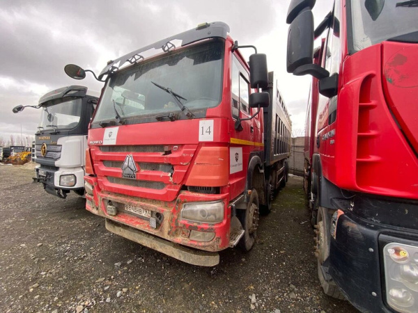 Howo ZZ 8x4 Самосвал ZZ3407S3867E — Б/У, 2022 г.