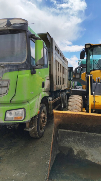 Shacman (Shaanxi) SX 6x4 Самосвал SX32586V384 — Б/У, 2022 г.