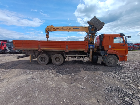 КамАЗ 65115 6x4 Бортовой с КМУ 732450 — Б/У, 2021 г.