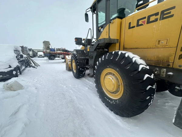 LGCE LG953 Фронтальный погрузчик — Б/У, 2023 г.