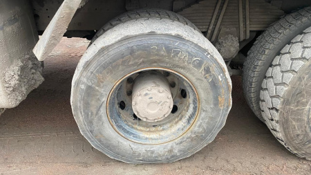 Howo ZZ 6x4 Самосвал ZZ3327S3847E — Б/У, 2022 г.
