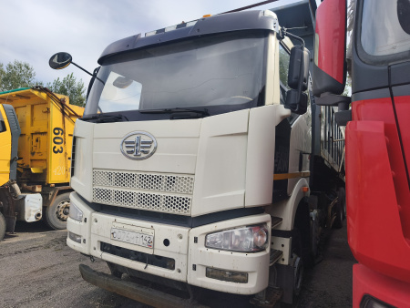FAW J6* 8x4 Самосвал — Б/У, 2022 г.
