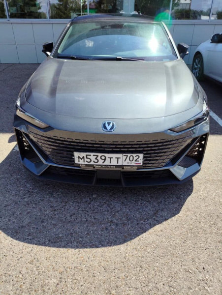 Changan UNI-V 1.5 AT DLX — Б/У, 2023 г.
