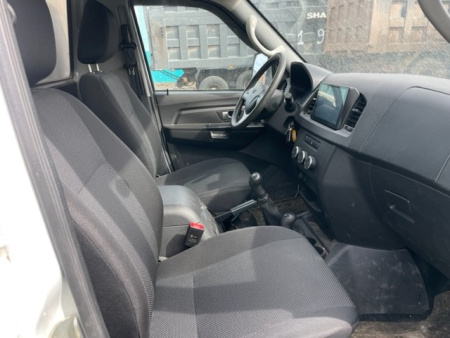 UAZ Бортовой автомобиль с платформой 1870 Base 4х4 2.7 5MT — Б/У, 2023 г.