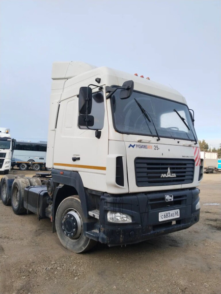 МАЗ 6430 6x4 Седельный тягач 6430С9-520-020 — Б/У, 2019 г.