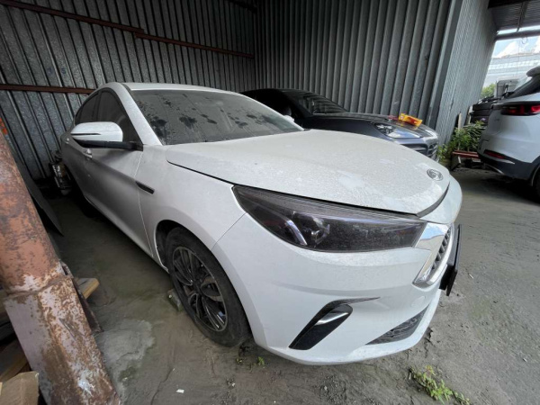 JAC Luxury 1.5T CVT — Б/У, 2023 г.