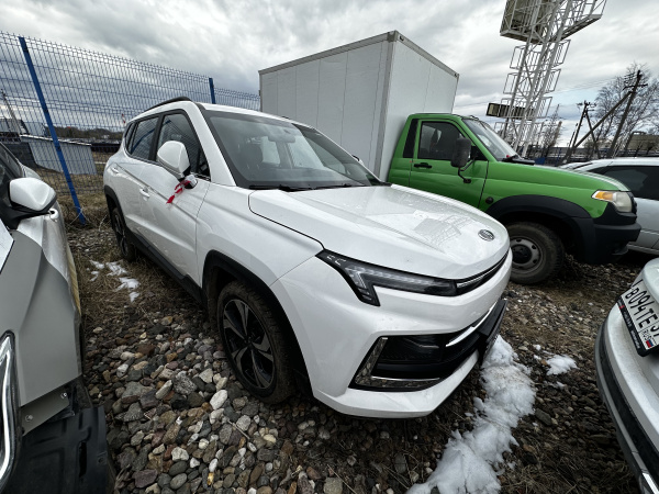 МОСКВИЧ Стандарт 1.5Т CVT — Б/У, 2023 г.