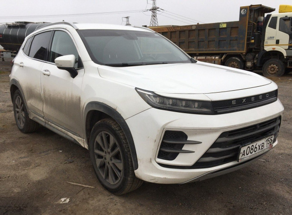 EXEED LX Luxury 1.5T CVT 2WD — Б/У, 2023 г.