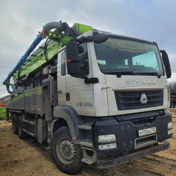 SITRAK C7H 6x4 Автобетононасос ZZ5356V524MF1 — Б/У, 2023 г.