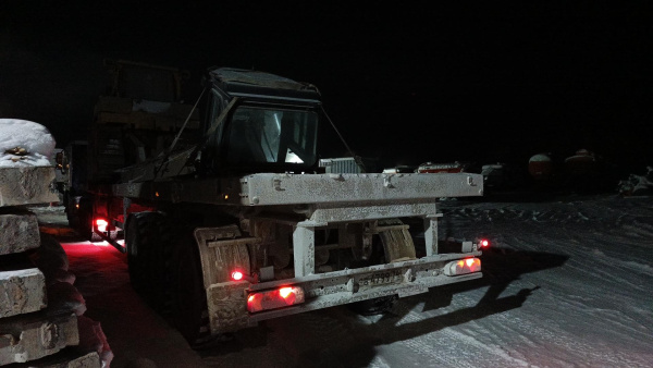 УСТ(УралСпецТранс, ООО) 946519-A1-03 — Б/У, 2025 г. (Усть-Кут, новый)