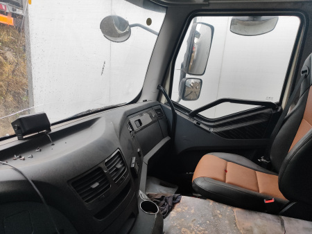 FAW J6 8x4 Самосвал СА3310Р66K24T4E5 — Б/У, 2022 г.