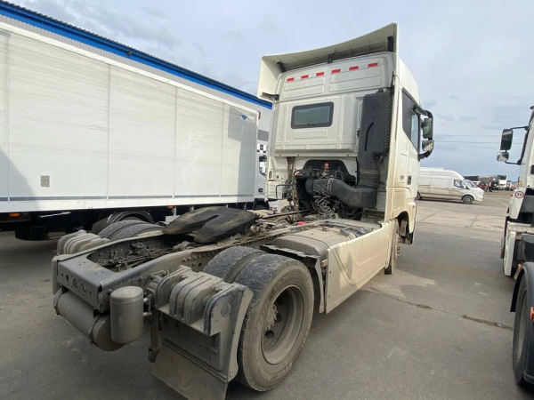 Foton AUMAN 4x2 Седельный тягач EST A 1846 AMT — Б/У, 2023 г.