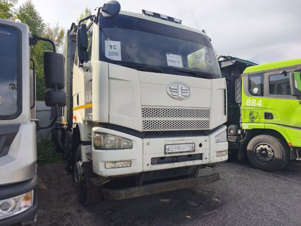 FAW CA 3310 8x4 Самосвал — Б/У, 2022 г.