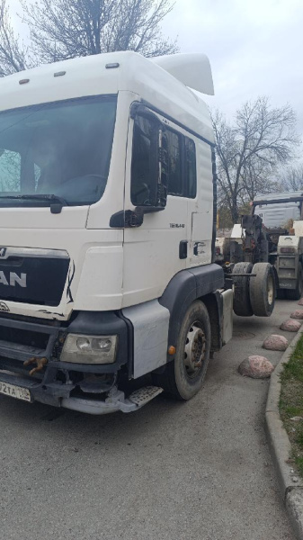MAN TGS 18.440 4x2 BLS — Б/У, 2019 г. (Санкт-Петербург, 300000 км)