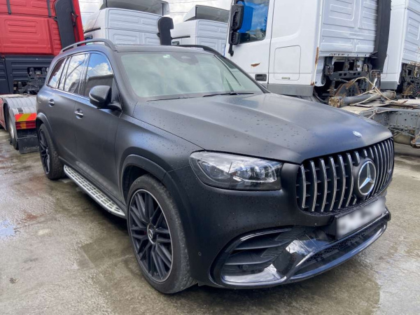 MERCEDES-BENZ 63 AMG 4MATIC+ — Б/У, 2024 г.