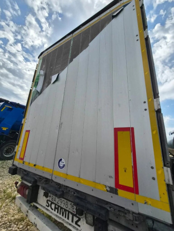 Schmitz Cargobull 9084 Полуприцеп шторный — Б/У, 2017 г.