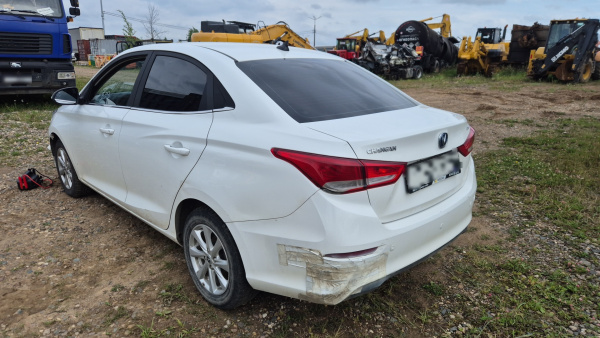 CHANGAN LX 1.5 5DCT (I поколение) — Б/У, 2023 г.