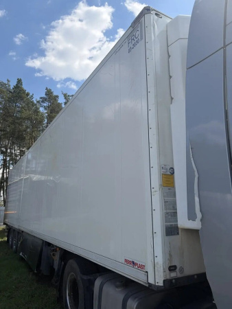 Schmitz Cargobull SKO24 Полуприцеп изотермический/рефрижератор SCB S3B — Б/У, 2024 г.