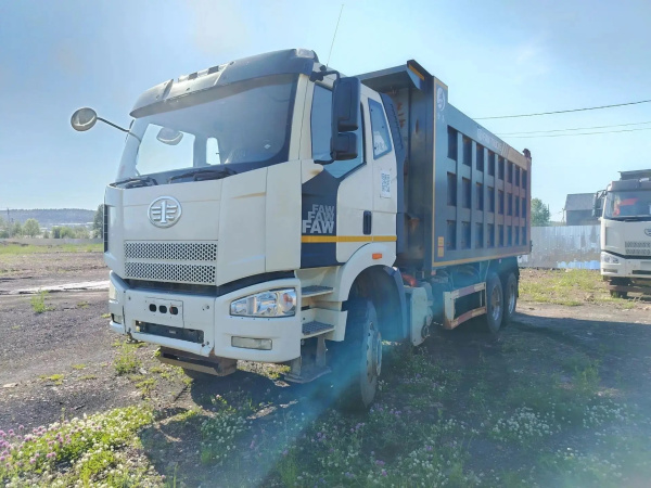 FAW J6* 6х4 Самосвал — Б/У, 2021 г.