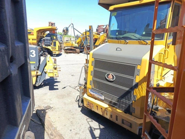 LGMG (Lingong Group Jinan Heavy Machinery Co., Ltd.) CMT96 — Б/У, 2022 г. (Новокузнецк, новый)