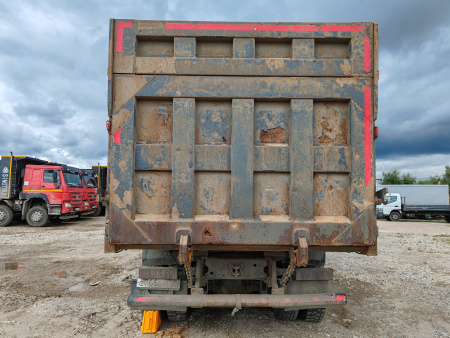 Shacman (Shaanxi) SX 8x4 Самосвал SX33186V366 — Б/У, 2022 г.