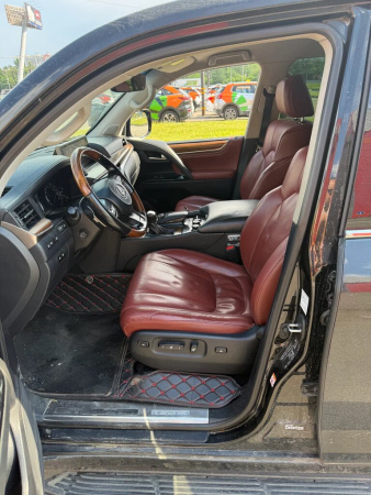Lexus LX450D Executive 1 — Б/У, 2017 г.
