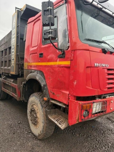 Howo ZZ 6x6 Самосвал ZZ3327S3857E — Б/У, 2023 г.