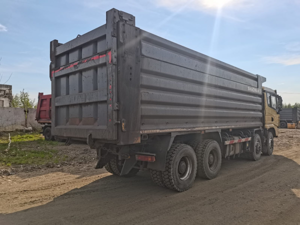 Shacman (Shaanxi) SX33186T366 8х4 Самосвал — Б/У, 2021 г.