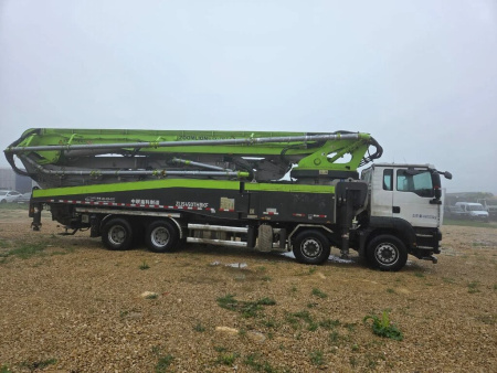 SITRAK C7H 8x4 Автобетононасос ZLJ5450THBKF 63X-7RZ — Б/У, 2022 г.