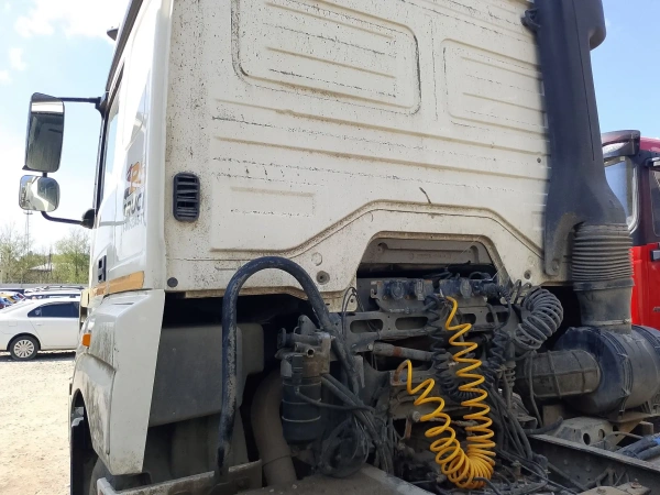 КамАЗ 5490 4x2 Седельный тягач 5490-032-87 NEO — Б/У, 2021 г.