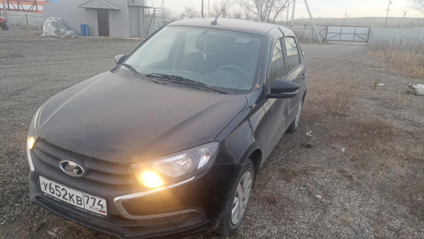 Lada Granta седан — Б/У, 2023 г. (Челябинск, 123658 км)