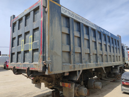 FAW CA 3310 8x4 Самосвал — Б/У, 2023 г.