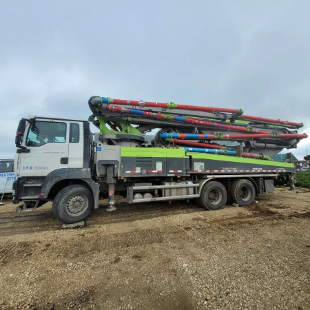 SITRAK C7H 6x4 Автобетононасос ZZ5356V524MF1 — Б/У, 2023 г.