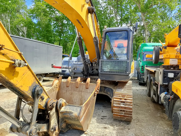 XCMG XE225 Экскаватор XE225DN — Б/У, 2024 г.