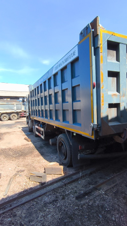 FAW J6 8x4 Самосвал СА3310Р66K24T4E5 — Б/У, 2023 г.
